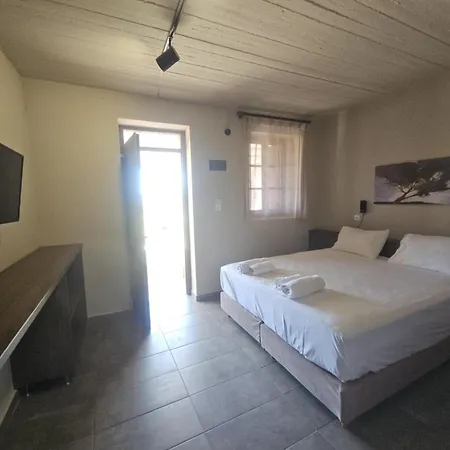 Hotel apartamentowy Alekos *