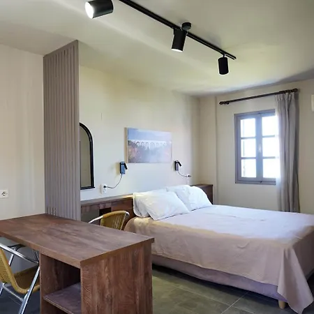 Hotel apartamentowy Alekos 3*