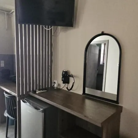 Alekos Hotel apartamentowy Diakofti