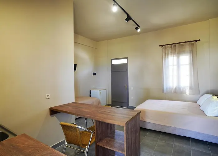 Alekos 3* Diakofti